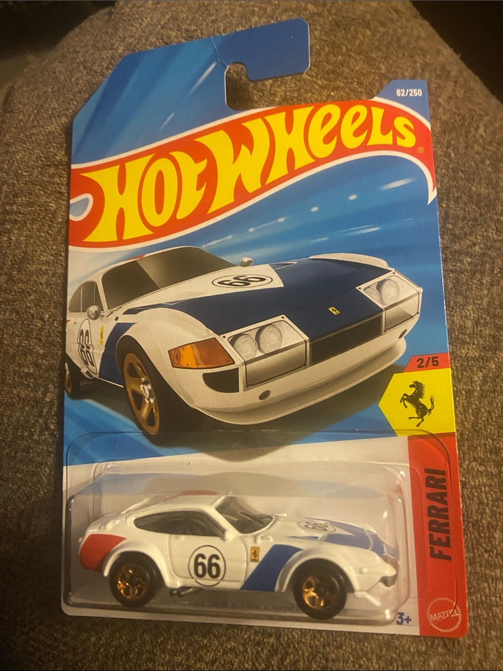 Hot Wheels Ferrari 365 GTB4 COMPETIZIONE Race Car - White & Blue